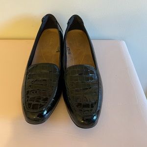 Clarks patent leather loafers
